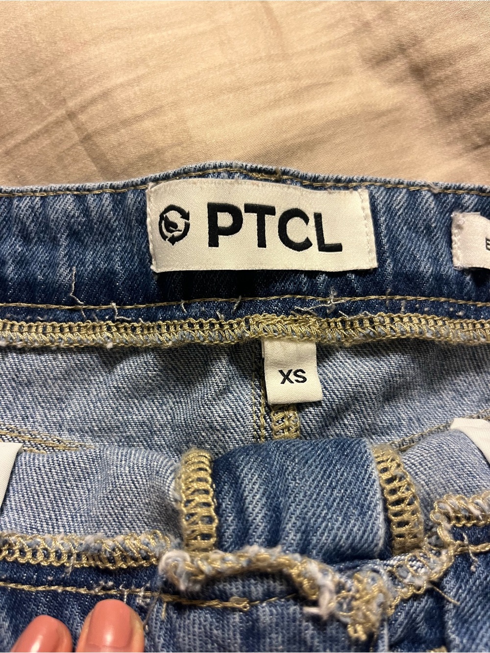PTCL CLOTHING - Picture 3 of 4